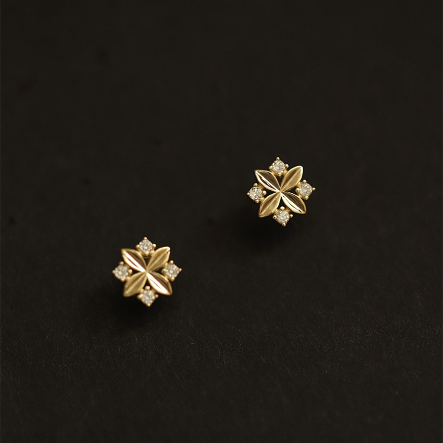 S925 Nữ Bạc Mạ Vàng 14K Bông T - đánh giá và giá Body Jewelry Diamond